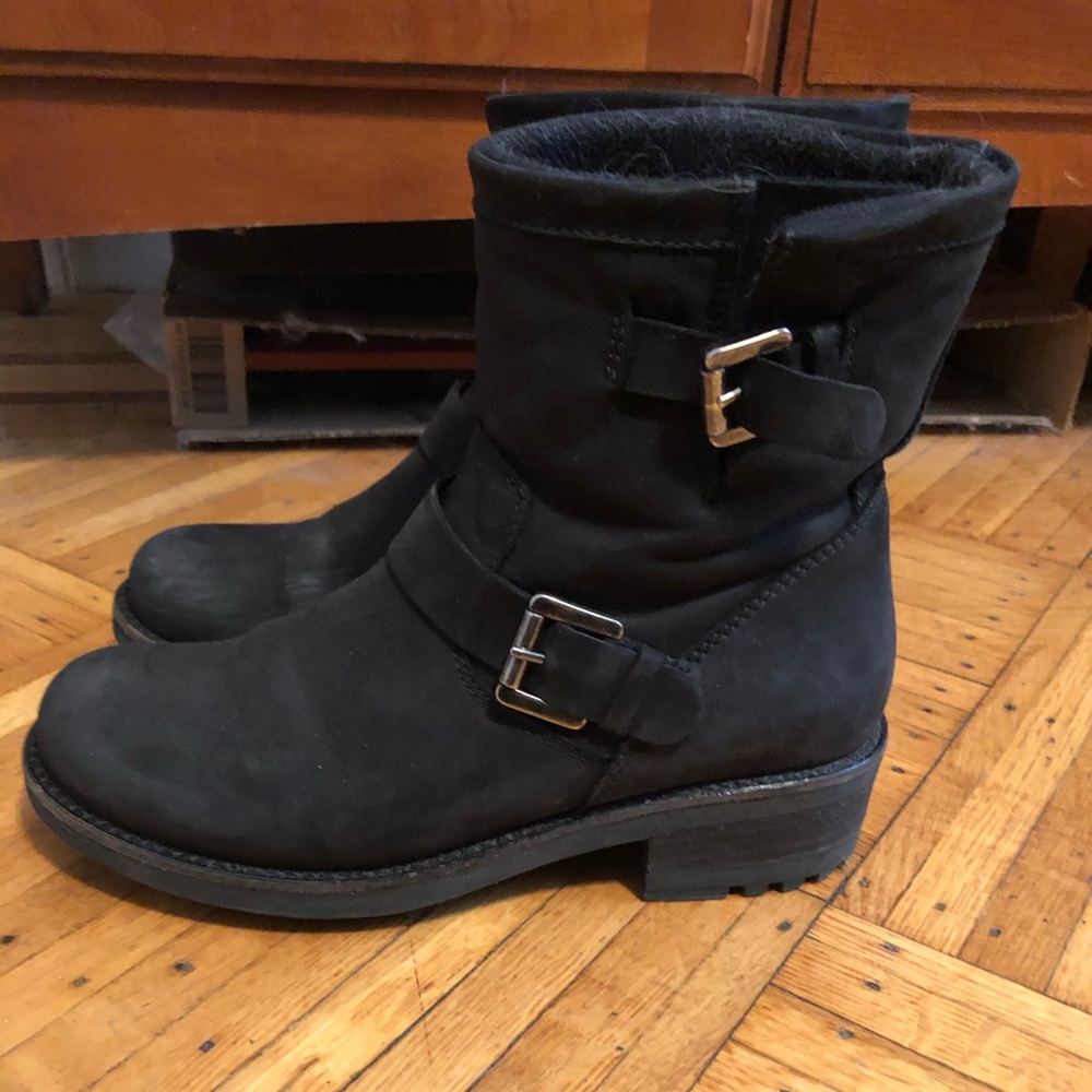La Canadienne waterproof black boots 6.5M